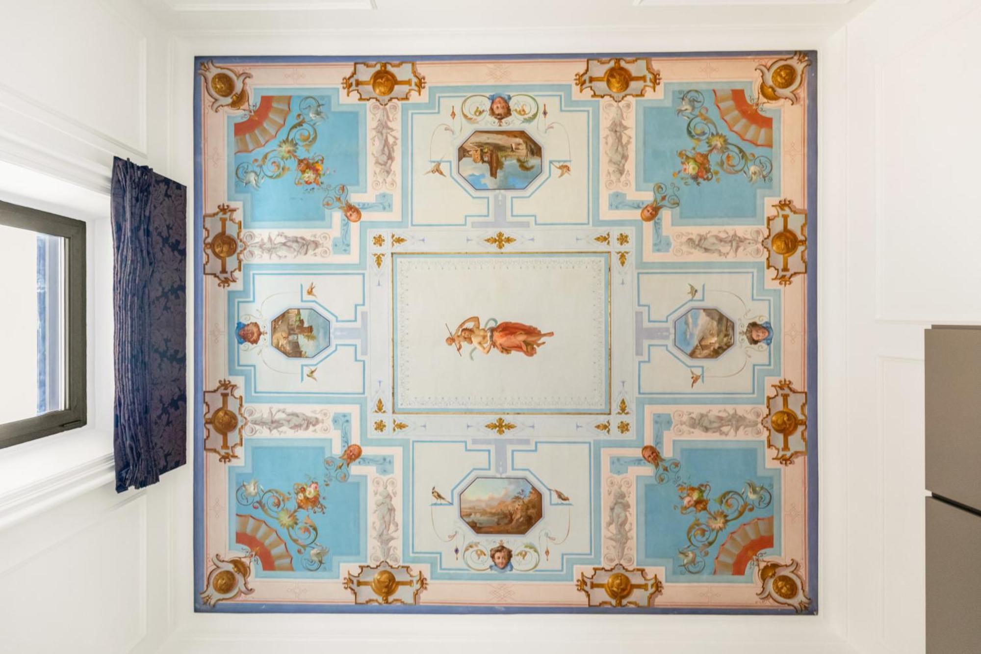 Apartment Charm And Elegance By The Spanish Steps *