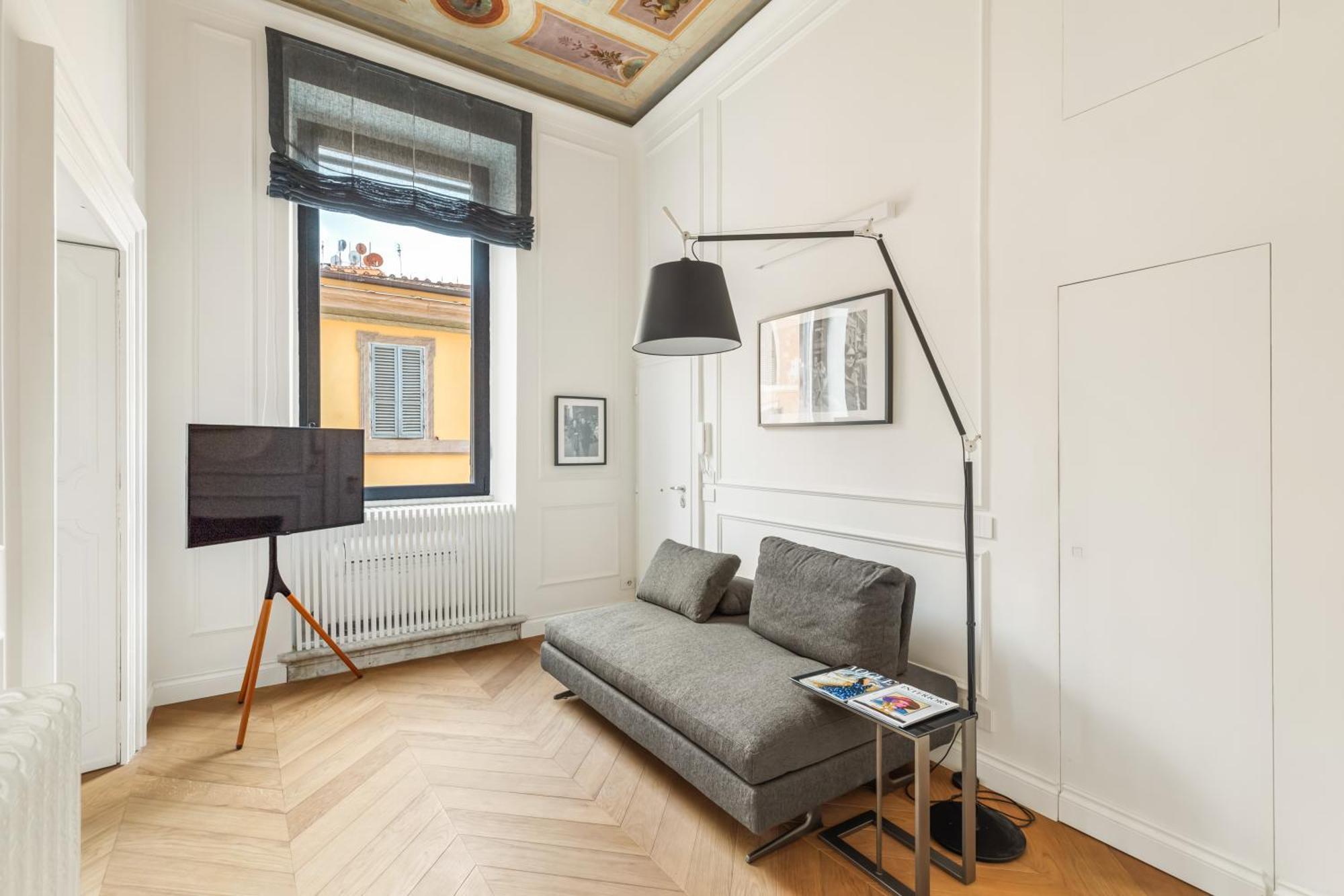 Charm And Elegance By The Spanish Steps Apartment Rom